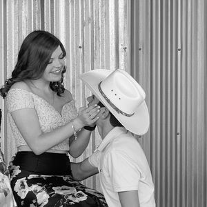 Meet your Posher, Laci